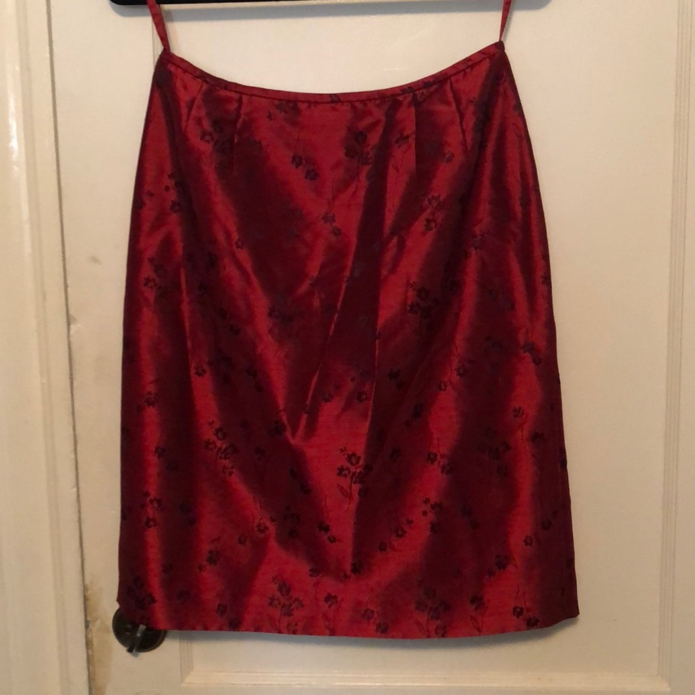 Le Suit Red Petite Jacket and Skirt - Picture 6 of 8